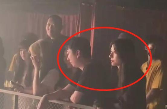 南宁网红吃瓜视频曝光事件,揭秘网络舆论风波背后的真相